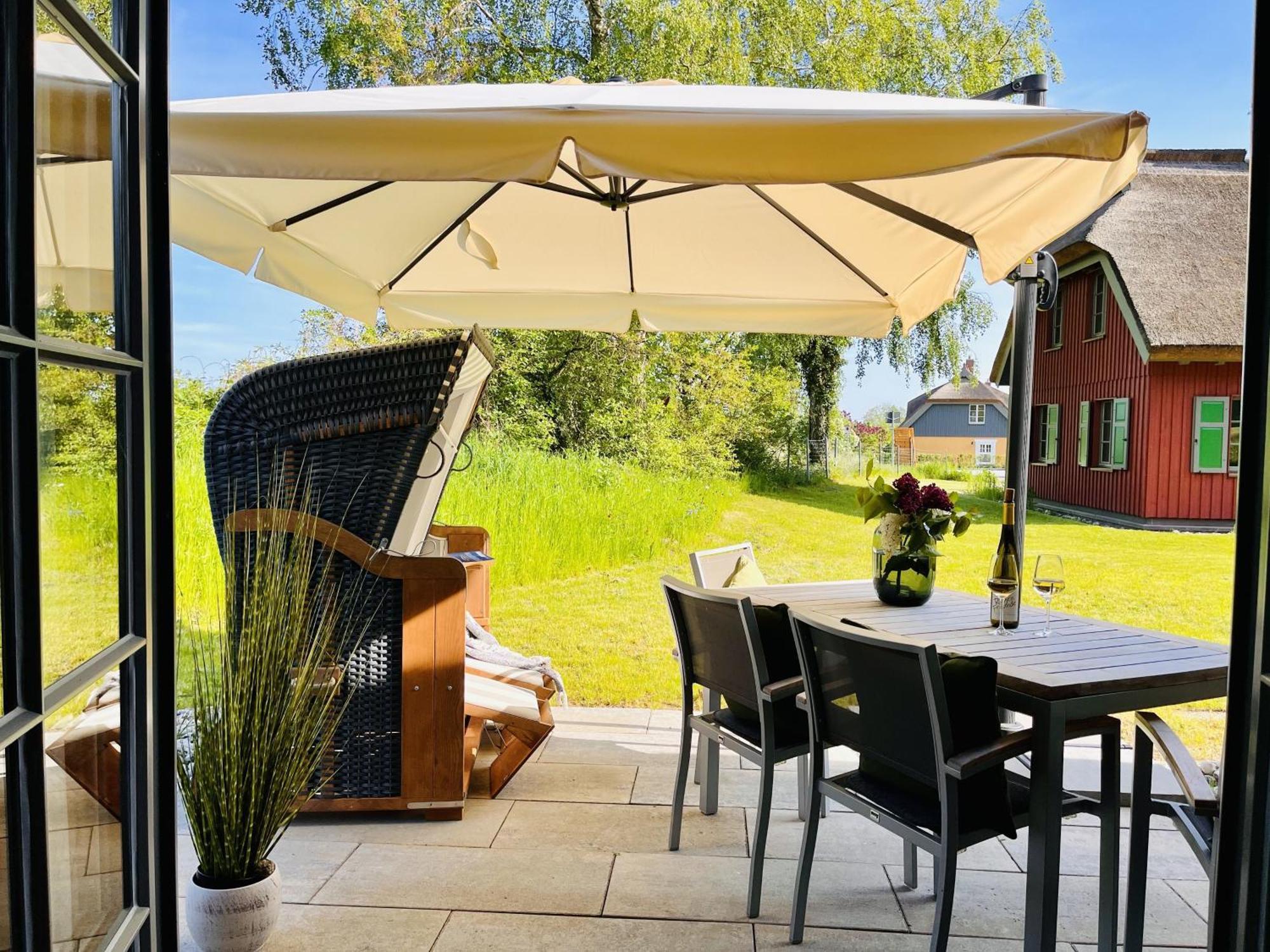 Ferienhaus Strandleben 09 Feriendorf Klein Stresow Ruegen By Ruyastay Putbus Bagian luar foto